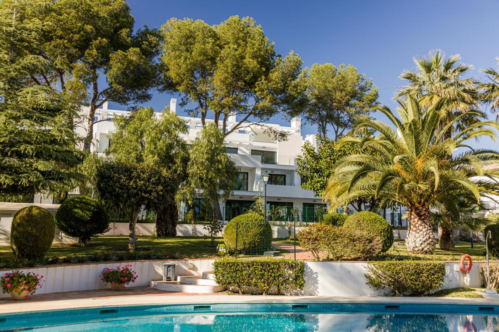 Penthouse On The Golden Mile Marbella Exterior foto