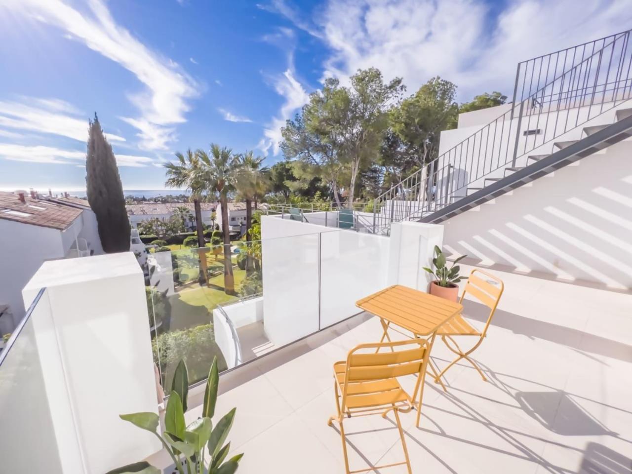 Penthouse On The Golden Mile Marbella Exterior foto
