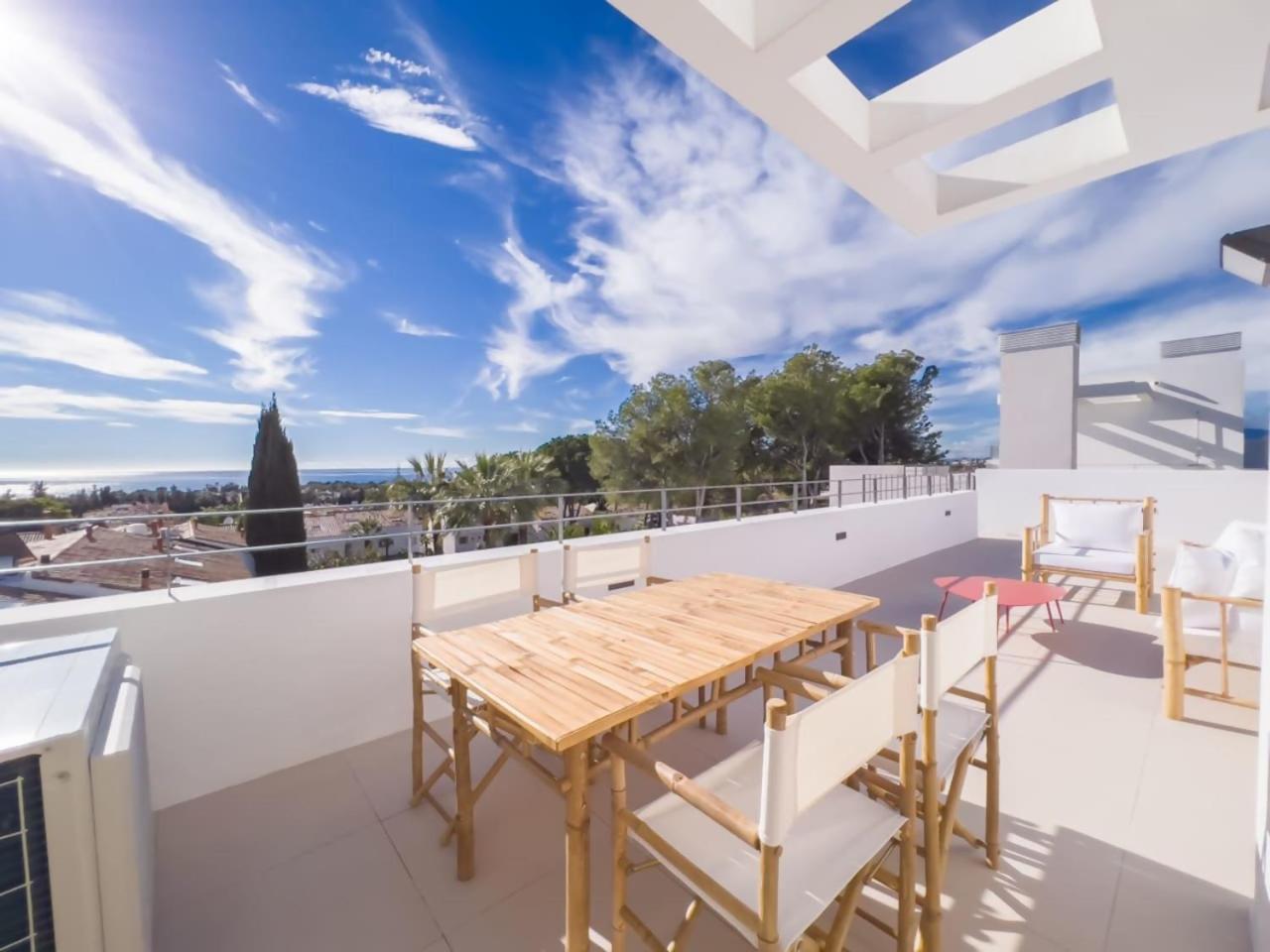 Penthouse On The Golden Mile Marbella Exterior foto