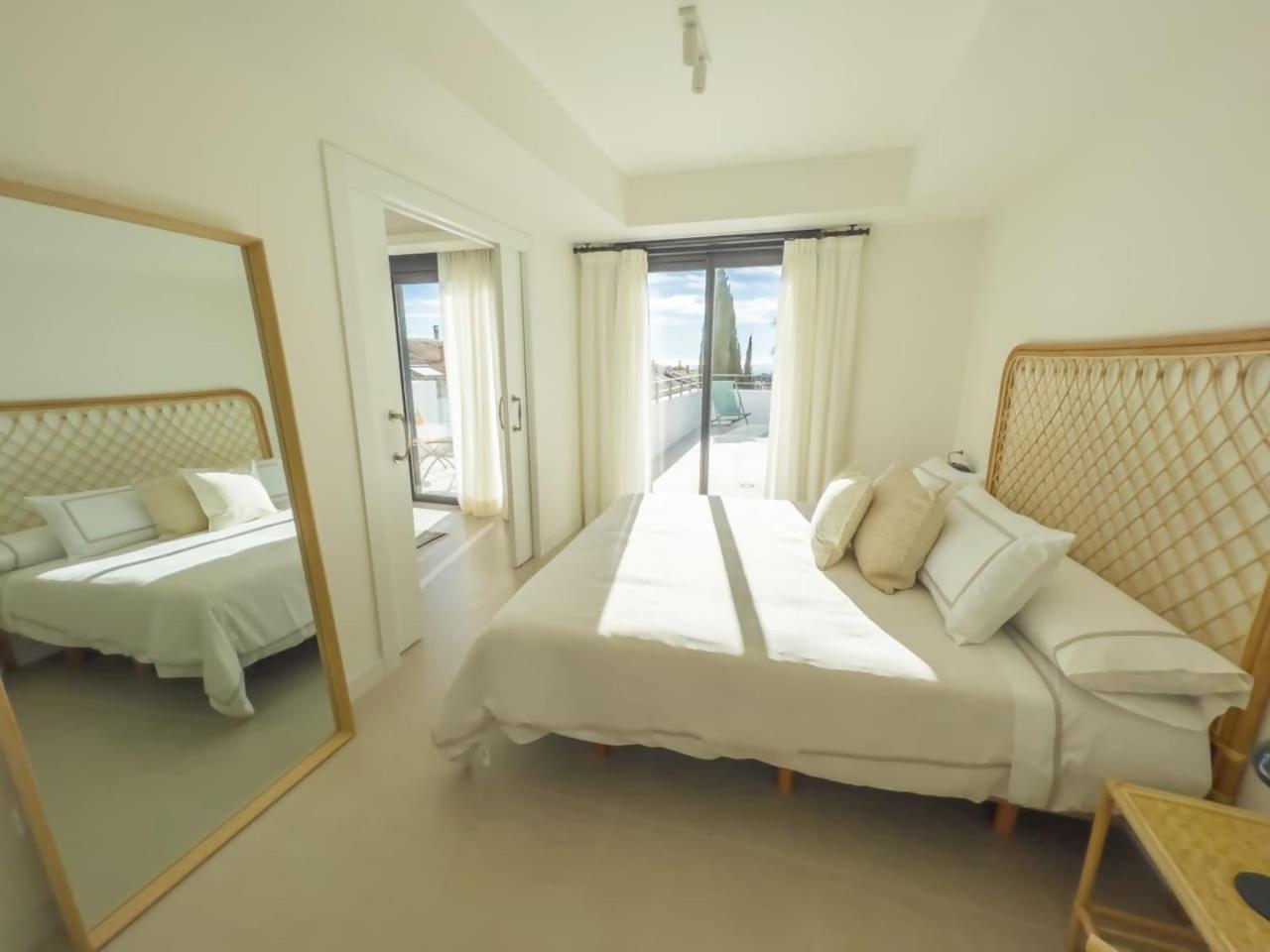 Penthouse On The Golden Mile Marbella Exterior foto