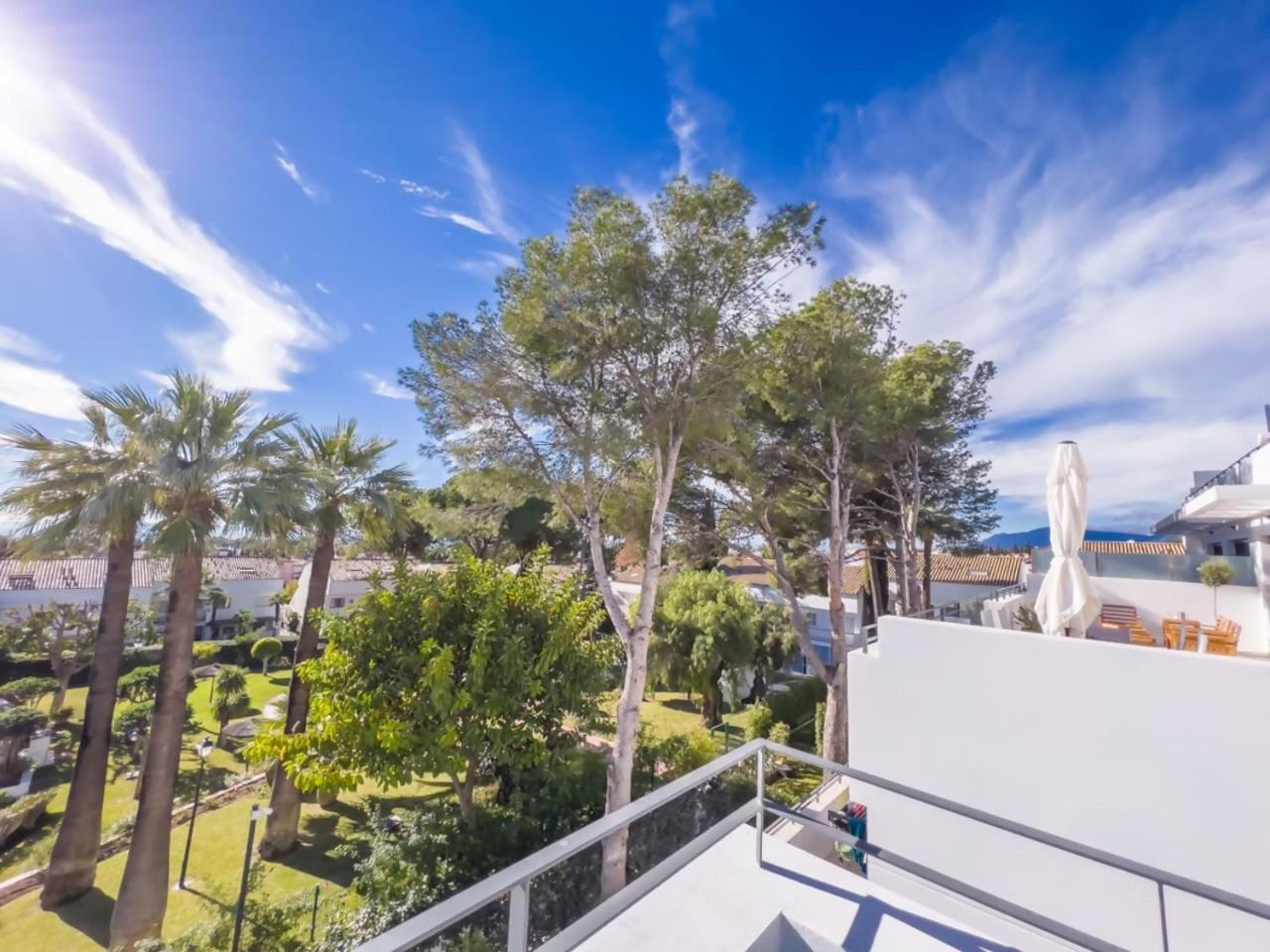 Ferienwohnung Penthouse On The Golden Mile Marbella Exterior foto